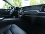 Volvo XC60 B5 Business Pro | Leder | Massage | Trekhaak | Standkachel | Harman/Kardon | Camera | Keyless