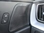 Volvo XC60 B5 Business Pro | Leder | Massage | Trekhaak | Standkachel | Harman/Kardon | Camera | Keyless