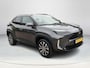 Toyota Yaris Cross 1.5 Hybrid 115 First Edition | Dode hoek waarschuwing | Parkeersensoren | Stoel- + stuurverwarming | Carplay |