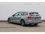 Volvo V60 T6 350PK Autm. Plug-in hybrid AWD Plus Dark Long Range / Google infotainment / Semi elekrisch wegklapbare trekhaak / Verwarmbare voorruit / Elektrisch bedienbare voorstoelen met geheugen / Verwarmbare voorstoelen