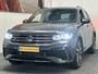 Volkswagen Tiguan 1.5 E HYBRID R-LINE VOL OPTIES !! NIEUWSTAAT !!! PANORAMADAK 360 CAMERA NAVIGATIE ADAPTIVE CRUISE CONTROL CLIMATE CONTROL APPLE CARPLAY/ANDROID RIJSTROOKSENSOREN DODEHOEKSENSOREN PDC ZEER MOOI !! 3010