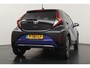 Toyota Aygo X 1.0 VVT-i MT Envy | Navigatie | Camera | Adaptieve Cruise Control | Climate control | JBL Geluidsysteem | Two Tone