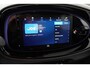 Toyota Aygo X 1.0 VVT-i MT Envy | Navigatie | Camera | Adaptieve Cruise Control | Climate control | JBL Geluidsysteem | Two Tone