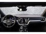 Volvo V60 2.0 T6 Plug-in hybrid AWD Plus Dark | Adaptive Cruise Control | Elektr. bedienbaar schuif-\-kanteldak | 360 Camera | Stoelverwarming voor + achter | Verwarmd stuurwiel | Elektr. verwarmde voorruit | Trekhaak | Harman kardon audio | Elektr. verstelbare voorstoelen incl. geheugen | Sportstoelen | 18" velgen |