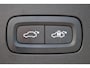 Volvo V60 2.0 T6 Plug-in hybrid AWD Plus Dark | Adaptive Cruise Control | Elektr. bedienbaar schuif-\-kanteldak | 360 Camera | Stoelverwarming voor + achter | Verwarmd stuurwiel | Elektr. verwarmde voorruit | Trekhaak | Harman kardon audio | Elektr. verstelbare voorstoelen incl. geheugen | Sportstoelen | 18" velgen |