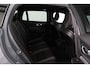 Volvo V60 2.0 B3 Plus Dark > Standkachel/Pano.schuif/Trekhaak/360 camera/Harman Kardon