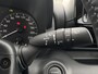 Mazda 2 Hybrid 1.5 Exclusive-line | Stoel/stuurverwarming | Grootlicht hulp | Climate controll | Parkeerhulp voor+achter | Achteruitrijcamera | Keyless start+entry |