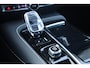 Volvo V60 2.0 T6 Plug-in hybrid AWD Plus Dark | Adaptive Cruise Control | Elektr. bedienbaar schuif-\-kanteldak | 360 Camera | Stoelverwarming voor + achter | Verwarmd stuurwiel | Elektr. verwarmde voorruit | Trekhaak | Harman kardon audio | Elektr. verstelbare voorstoelen incl. geheugen | Sportstoelen | 18" velgen |