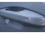 Volvo XC40 2.0 B4 Plus Dark | Adaptieve cruise control | intellisafe surround | 19" velgen met all season banden | Elektrisch verstelbare voorstoelen | Trekhaak | Elektr. verwarmbare voorruit | stoelverwarming | verwarmd stuurwiel | Parkeersensoren voor + achter | Parkeercamera | Harman Kardon Audio | Charcoal hemelbekleding |