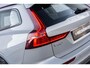 Volvo V60 2.0 T6 Plug-in hybrid AWD Plus Dark | Google | Long range | Trekhaak | Harman Kardon | Panoramadak | 360º Camera | Adaptive Cruise | BLIS | Verwarmbare voorruit | Power seats | Dodehoekdetectie |