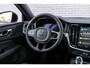Volvo V60 2.0 T6 Plug-in hybrid AWD Plus Dark | Google | Long range | Trekhaak | Harman Kardon | Panoramadak | 360º Camera | Adaptive Cruise | BLIS | Verwarmbare voorruit | Power seats | Dodehoekdetectie |