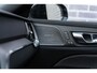 Volvo V60 2.0 T6 Plug-in hybrid AWD Plus Dark | Google | Long range | Trekhaak | Harman Kardon | Panoramadak | 360º Camera | Adaptive Cruise | BLIS | Verwarmbare voorruit | Power seats | Dodehoekdetectie |