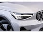 Volvo XC40 2.0 B4 Plus Dark | Trekhaak | Google | Dodehoekdetectie | Adaptieve Cruise Control | Stoel + stuurverwarming | 19" LM | Verwarmbare voorruit |