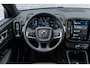 Volvo XC40 2.0 B4 Plus Dark | Trekhaak | Google | Dodehoekdetectie | Adaptieve Cruise Control | Stoel + stuurverwarming | 19" LM | Verwarmbare voorruit |
