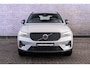 Volvo XC40 2.0 B4 Plus Dark | Trekhaak | Google | Dodehoekdetectie | Adaptieve Cruise Control | Stoel + stuurverwarming | 19" LM | Verwarmbare voorruit |