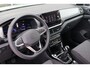 Volkswagen T-Cross 95PK Life Edition | 'App-Connect' draadloze smartphone integratie | Achterlichten LED | Afstandscontrolesysteem (Front Assist)
