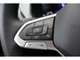 Volkswagen T-Cross 95PK Life Edition | 'App-Connect' draadloze smartphone integratie | Achterlichten LED | Afstandscontrolesysteem (Front Assist)