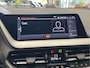 BMW 1-Serie 116 NIEUWSTAAT !!! NAVIGATIE CRUISE CONTROL STOEL EN STUURVERWARMING APPLE CARPLAY/ANDROID ACHTERUITRIJCAMERA PDC ZEER MOOI !! 3010