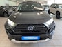 Toyota RAV4 2.5 Hybrid AWD ADVENTURE | Panorama dak | JBL 5 December vanaf 16:00 GESLOTEN.