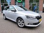 Skoda Fabia Combi 1.0 TSI Style Parkeersensoren V+A - Climatronic - Navigatie - LMV - NL auto