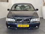 Volvo C70 CONVERTIBLE 2.0 T TOURER BLACK YOUNGTIMER !!! CLIMATE CONTROL STOELVERWARMING ELEKTRISCHE KAP RADIO/CD PDC MISTLAMPEN VOOR ZEER MOOI !! 3010