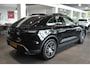 Porsche Macan 4 100 kWh navi pano cruise camera sport chrono 20 inch !!
