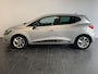 Renault Clio 0.9 TCe Limited | NAVIGATIE | TREKHAAK | PARKEERSENSOREN ACHTER | LICHTMETALEN VELGEN