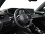 Peugeot e-2008 EV GT Pack 50 kWh 3 fase | SOH 91% | Leder/alcantara | Camera | Blind spot | Zondag Open!