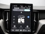 Volvo XC60 2.0 T6 Plug-in hybrid AWD Plus Black Edition / Panoramadak / Elektrische Stoelen / Harman Kardon / Stoel+Stuurverwarming / Getint Glas / BLIS / Keyless /