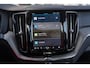 Volvo XC60 2.0 T6 Plug-in hybrid AWD Ultra Dark | Trekhaak | 360 camera | Panoramadak | Elektrische- geheugenstoelen | Pilot Assist