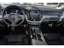 Volvo XC60 2.0 T6 Plug-in hybrid AWD Ultra Dark | Trekhaak | 360 camera | Panoramadak | Elektrische- geheugenstoelen | Pilot Assist