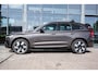 Volvo XC60 2.0 T6 Plug-in hybrid AWD Ultra Dark | Trekhaak | 360 camera | Panoramadak | Elektrische- geheugenstoelen | Pilot Assist