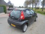Peugeot 107 Peugeot 107 1.0 benzine 3 deurs airco 122.000km