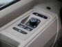 Volkswagen Multivan 1.4 eHybrid L2H1 Life Navigatie | Airco | Stoelverwarming | Camera | 18 Inch Velgen |