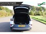 Volkswagen ID.4 First 77 kWh deels leder trekhaak adaptive cruise met lane asist carplay en android auto sfeerverlichting
