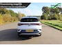 Volkswagen ID.4 First 77 kWh deels leder trekhaak adaptive cruise met lane asist carplay en android auto sfeerverlichting