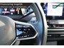 Volkswagen ID.4 First 77 kWh deels leder trekhaak adaptive cruise met lane asist carplay en android auto sfeerverlichting