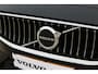 Volvo V60 T6 Automaat Plug-in hybrid AWD Essential Edition | Verwarmbare voorstoelen + achterbank + stuurwiel | Apple carplay/Android auto | Adaptieve cruise control | Climate control | Elektrische lendensteunen