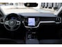 Volvo V60 T6 Automaat Plug-in hybrid AWD Essential Edition | Verwarmbare voorstoelen + achterbank + stuurwiel | Apple carplay/Android auto | Adaptieve cruise control | Climate control | Elektrische lendensteunen