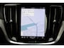 Volvo V60 T6 Automaat Plug-in hybrid AWD Essential Edition | Verwarmbare voorstoelen + achterbank + stuurwiel | Apple carplay/Android auto | Adaptieve cruise control | Climate control | Elektrische lendensteunen
