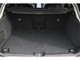 Volvo V60 T6 Automaat Plug-in hybrid AWD Essential Edition | Adaptieve Cruise Control | Pilot Assist | Stuurverwarming | Stoelverwarming | Verwarmbare Achterbank | Lederen Bekleding | Elektrische Lendensteunen | Automatisch Dimmende Spiegels | Getint Glas | 19 inch velgen