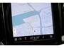Volvo V60 T6 Automaat Plug-in hybrid AWD Essential Edition | Verwarmbare voorstoelen + achterbank + stuurwiel | Apple carplay/Android auto | Adaptieve cruise control | Climate control | Elektrische lendensteunen