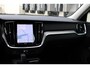 Volvo V60 T6 Automaat Plug-in hybrid AWD Essential Edition | Adaptieve Cruise Control | Pilot Assist | BLIS | Stuurverwarming | Stoelverwarming | Verwarmbare Achterbank | Lederen Bekleding | Elektrische Lendensteunen | Automatisch Dimmende Spiegels | Getint Glas | 19" velgen