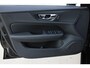 Volvo V60 T6 Automaat Plug-in hybrid AWD Essential Edition | Adaptieve Cruise Control | Pilot Assist | Stuurverwarming | Stoelverwarming | Verwarmbare Achterbank | Lederen Bekleding | Elektrische Lendensteunen | Automatisch Dimmende Spiegels | Getint Glas | 19 inch velgen