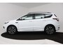 Ford Kuga 1.5 EcoBoost ST Line (NAVIGATIE, TREKHAAK, STUUR-/STOELVERWARMING, PARKEERSENSOREN)