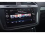 Volkswagen Tiguan 1.4 TSI eHybrid R-Line Business / Pano / Keyless / Dodehoek / Adaptieve Cruise / Stuurverwarming / Parkeercamera