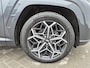 Hyundai Tucson 1.6 T-GDI PHEV Plug-in N Line Sky 4WD Automaat / HUD / Glazen schuif- en kanteldak / Stuur- en Stoelverwarming / Stoelventilatie voor / Elektrische achterklep / Achterbank verwarming / Rondomzicht camera /