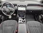 Hyundai Tucson 1.6 T-GDI PHEV Plug-in N Line Sky 4WD Automaat / HUD / Glazen schuif- en kanteldak / Stuur- en Stoelverwarming / Stoelventilatie voor / Elektrische achterklep / Achterbank verwarming / Rondomzicht camera /