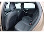 Volvo V40 Cross Country 1.6 T4 180 PK / Navi / Cruise / PDC / Trekhaak