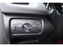 Volvo V40 Cross Country 1.6 T4 180 PK / Navi / Cruise / PDC / Trekhaak